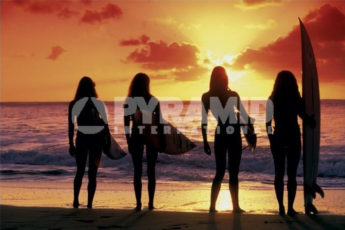 Poster Fotografico Surf Ragazze sul Mare al Tramonto